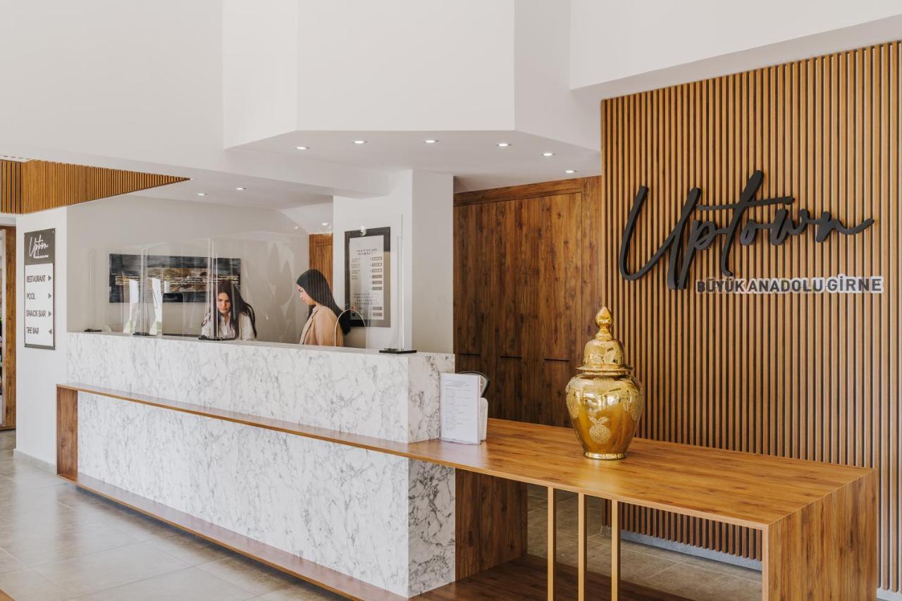 Uptown Bueyuek Anadolu Girne Hotel Exterior foto
